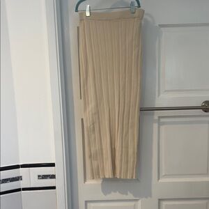 Zara Beige Knit Skirt